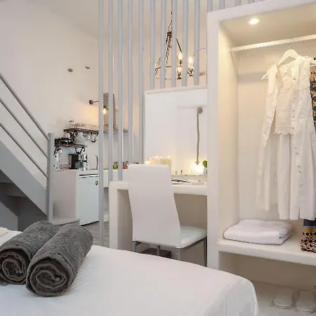 Hotel Venetian Naxos City