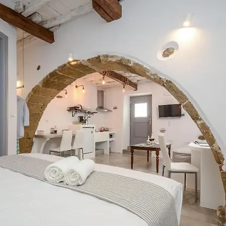 Venetian 3* Naxos City