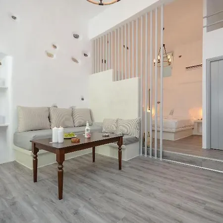 Hotel Venetian Naxos City